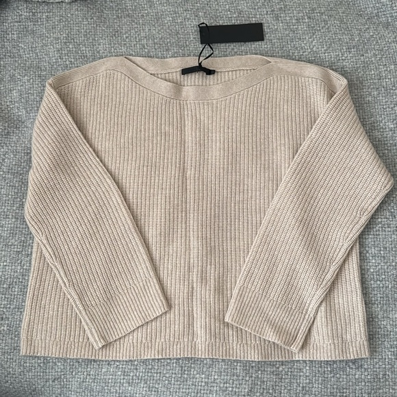 Jenni Kayne boat neck sweater NWT no flaws - Picture 3 of 9